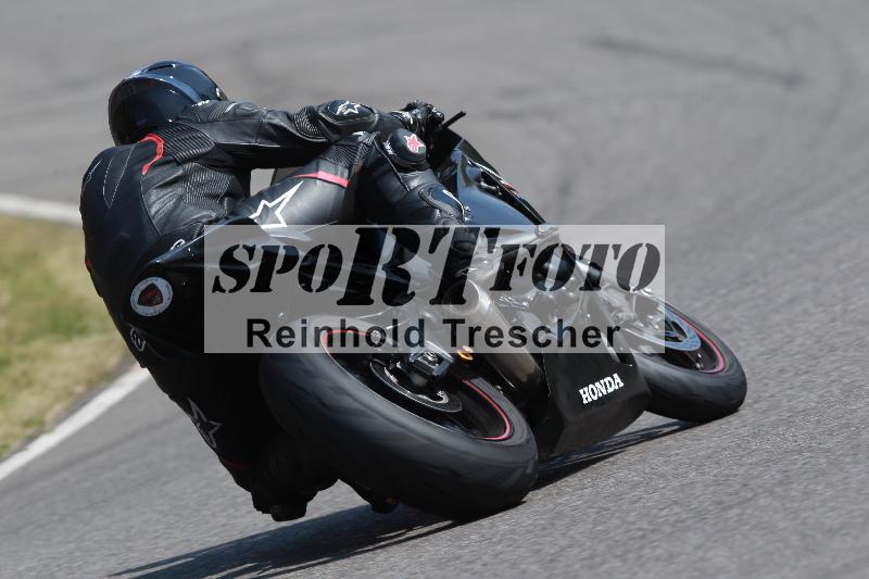 /Archiv-2022/12 22.04.2022 Discover the Bike ADR/Race 3/14